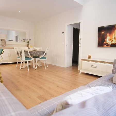 Lujoso Hogar Cerca Del Casco Antiguo De La Ciudad Apartment บาเลนเซีย ภายนอก รูปภาพ