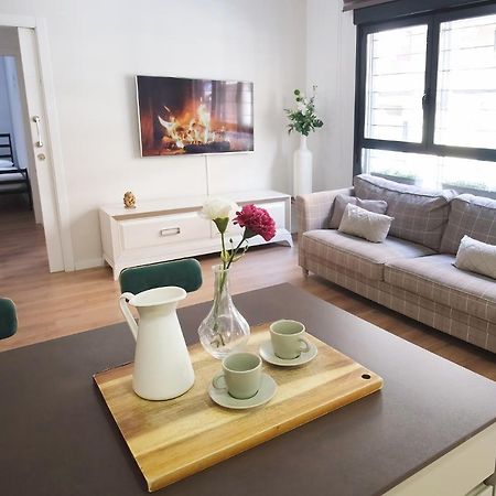 Lujoso Hogar Cerca Del Casco Antiguo De La Ciudad Apartment บาเลนเซีย ภายนอก รูปภาพ